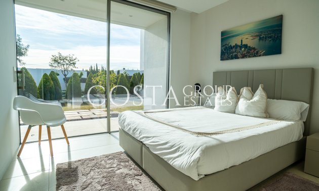 Herverkoop - Villa -
Orihuela - Las Colinas Golf