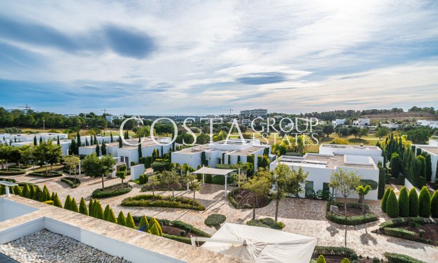 Herverkoop - Villa -
Orihuela - Las Colinas Golf