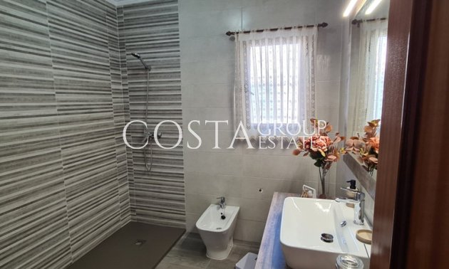 Resale - Villa -
Orihuela - La Matanza