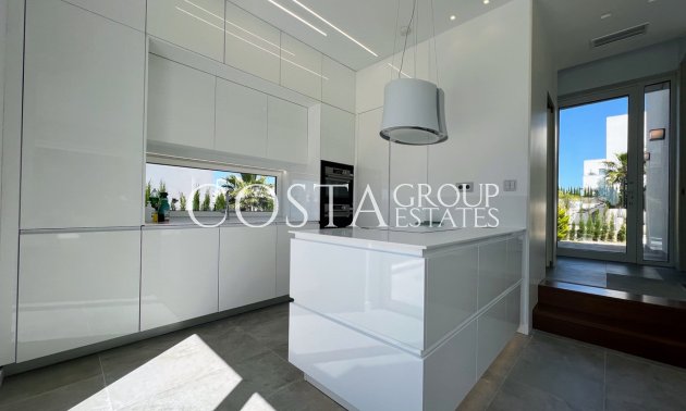 Wiederverkauf - Villa -
Orihuela - Las Colinas Golf