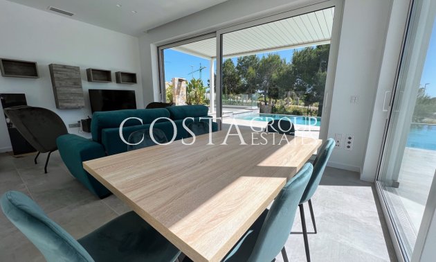 Wiederverkauf - Villa -
Orihuela - Las Colinas Golf