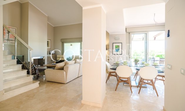 Revente - Villa -
Orihuela - Las Colinas Golf