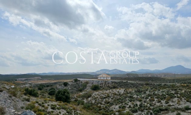 Resale - Villa -
Lorca - Lorca Centro