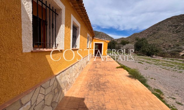 Resale - Villa -
San Javier - Las Palomas