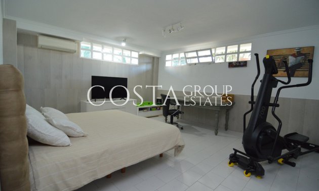 Herverkoop - Villa -
Torrevieja - Torrevieja Centro