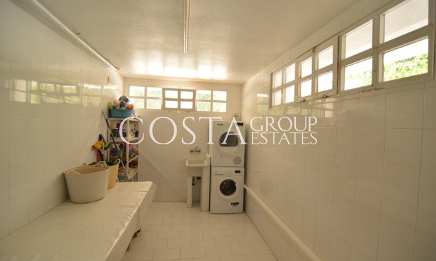 Herverkoop - Villa -
Torrevieja - Torrevieja Centro