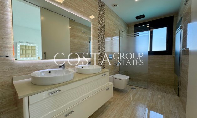 Resale - Villa -
San Miguel de Salinas - San Miguel de Salinas Centro