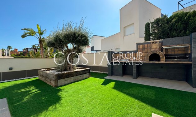 Resale - Villa -
San Miguel de Salinas - San Miguel de Salinas Centro