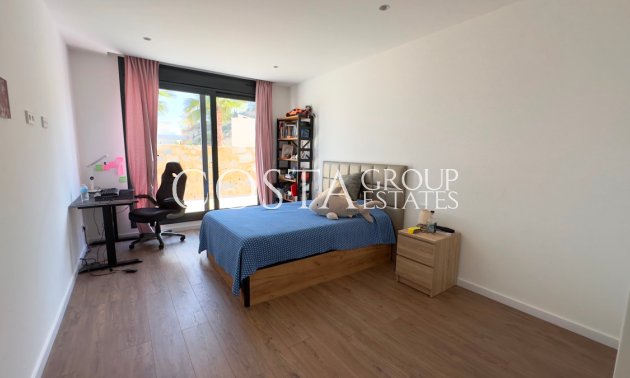 Resale - Villa -
Orihuela - Las Colinas Golf