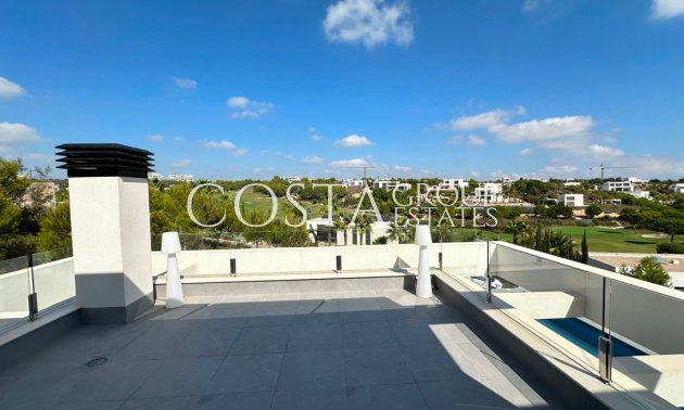 Resale - Villa -
Orihuela - Las Colinas Golf