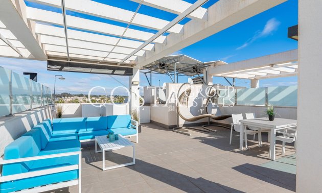 Resale - Apartments -
Urbanización El Raso