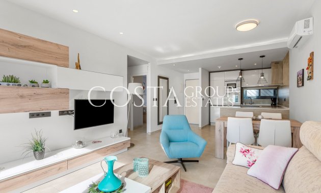 Resale - Apartments -
Urbanización El Raso