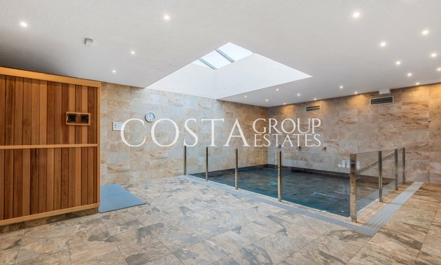 Resale - Apartments -
Urbanización El Raso