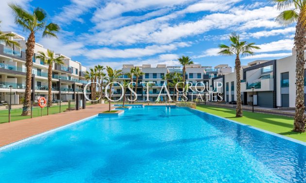 Resale - Apartments -
Urbanización El Raso