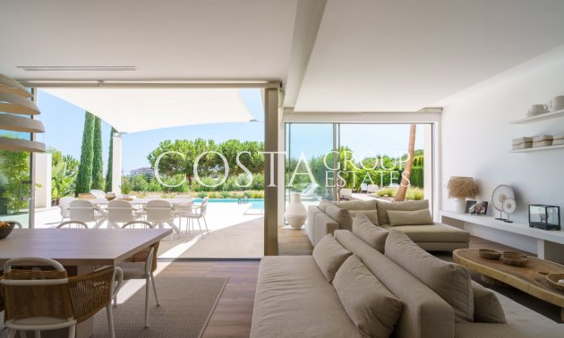 Resale - Villa -
Orihuela - Las Colinas Golf