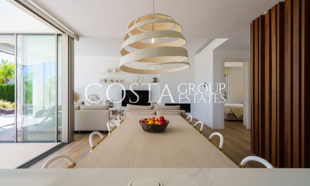 Resale - Villa -
Orihuela - Las Colinas Golf