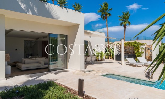 Resale - Villa -
Orihuela - Las Colinas Golf