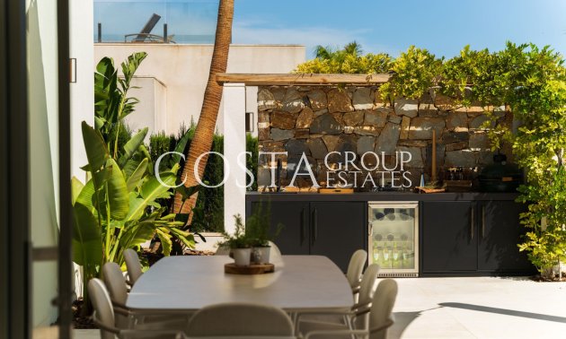 Resale - Villa -
Orihuela - Las Colinas Golf