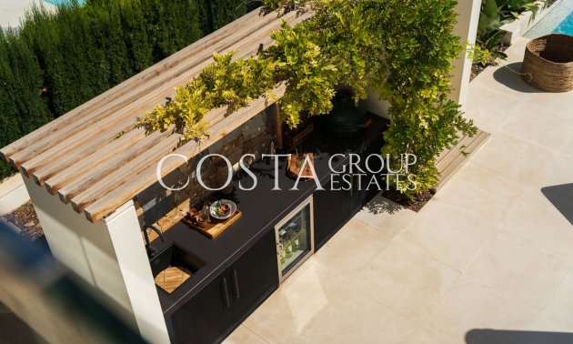 Resale - Villa -
Orihuela - Las Colinas Golf