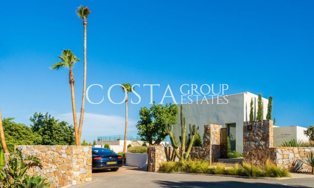 Resale - Villa -
Orihuela - Las Colinas Golf