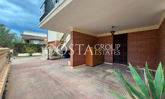 Resale - Villa -
Orihuela - La Zenia