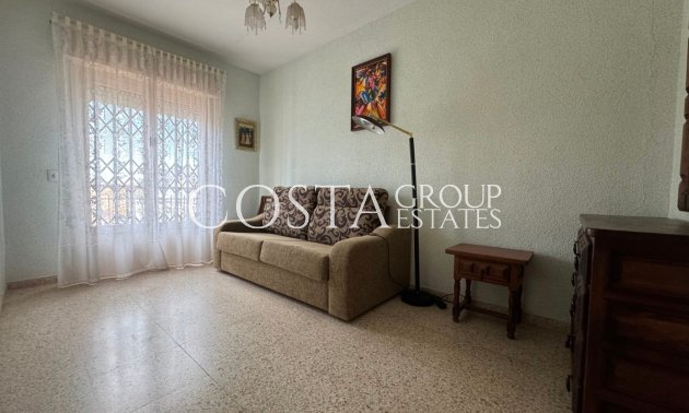 Resale - Villa -
Orihuela - La Zenia