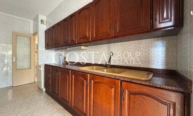 Resale - Villa -
Orihuela - La Zenia