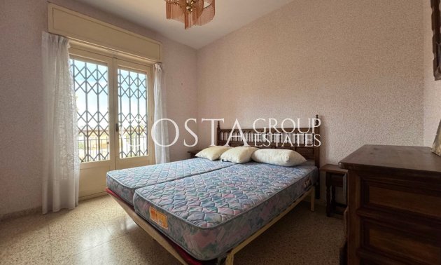 Resale - Villa -
Orihuela - La Zenia