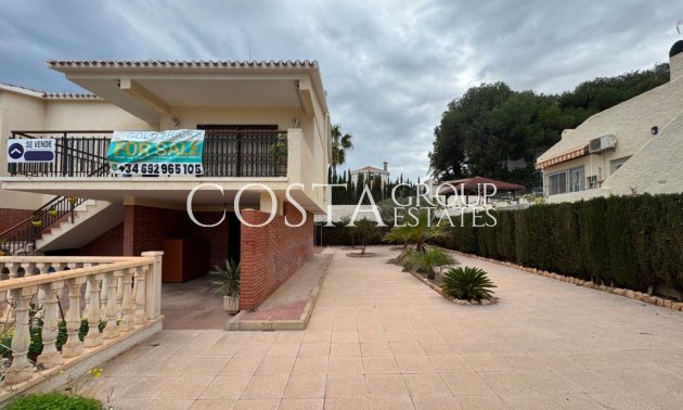 Resale - Villa -
Orihuela - La Zenia