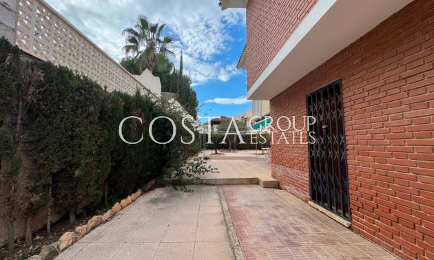 Resale - Villa -
Orihuela - La Zenia