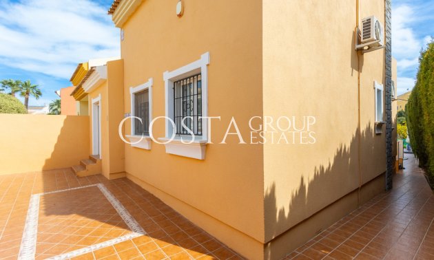 Resale - Villa -
Orihuela - Cabo Roig