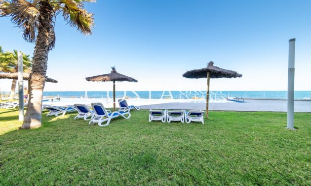 Resale - Apartments -
Orihuela - Punta Prima