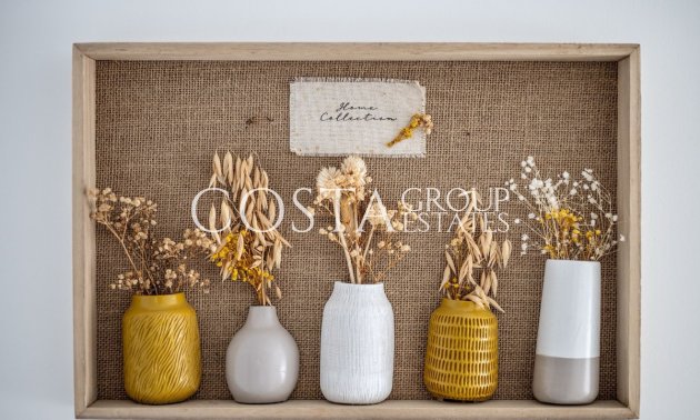 Resale - Apartments -
Orihuela - Punta Prima