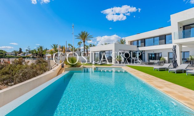 Resale - Villa -
Orihuela - Cabo Roig
