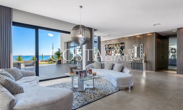 Resale - Villa -
Orihuela - Cabo Roig