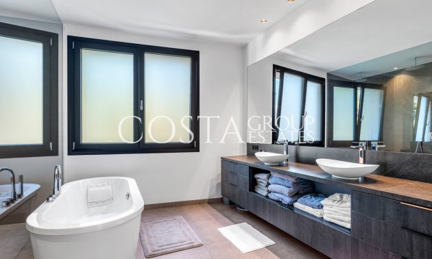 Resale - Villa -
Orihuela - Cabo Roig