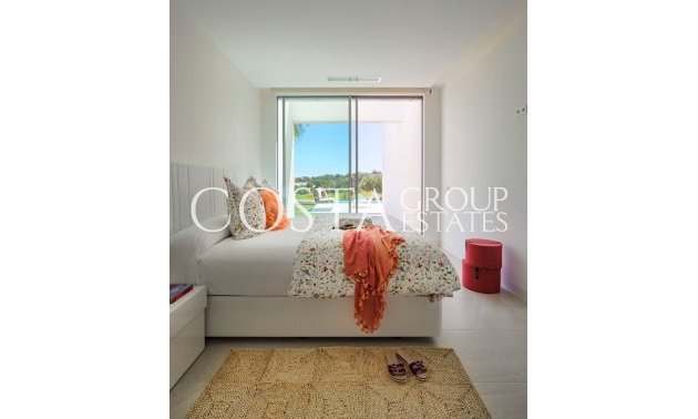 Odsprzedaż - Willa -
Orihuela - Las Colinas Golf