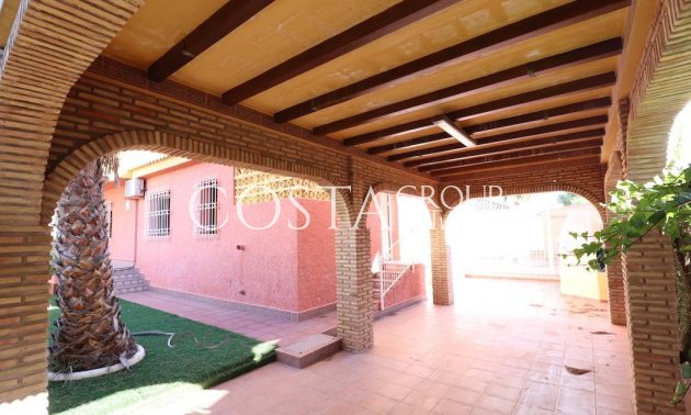Resale - Villa -
Orihuela - Cabo Roig