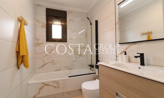 Resale - House -
San Miguel de Salinas - San Miguel de Salinas Centro