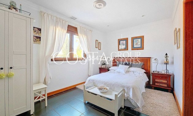 Wiederverkauf - Villa -
Pinoso - Pinoso Centro