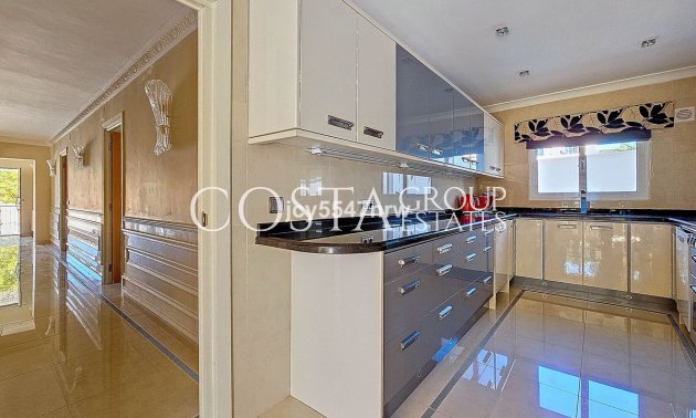 Resale - Villa -
Teulada - Moraira