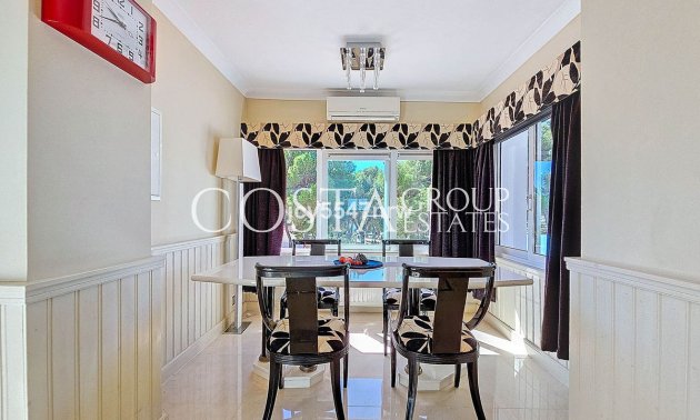 Resale - Villa -
Teulada - Moraira