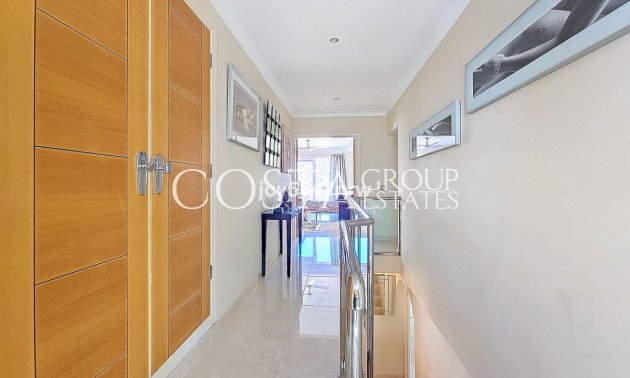 Resale - Villa -
Teulada - Moraira