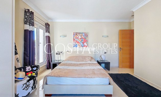 Resale - Villa -
Teulada - Moraira