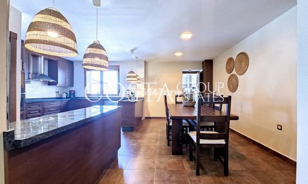 Herverkoop - Villa -
Yecla - Yecla Centro