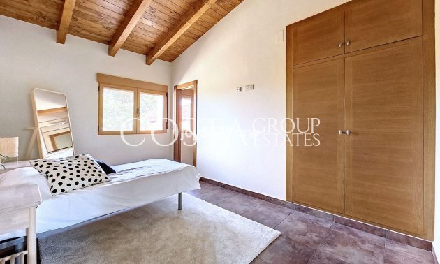 Herverkoop - Villa -
Yecla - Yecla Centro