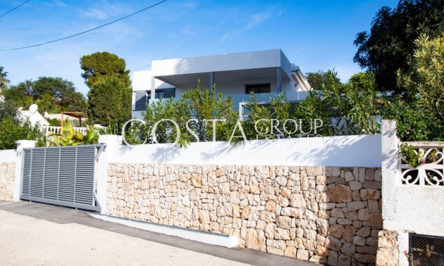 Odsprzedaż - Willa -
Benissa