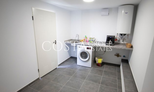 Odsprzedaż - Willa -
Benissa