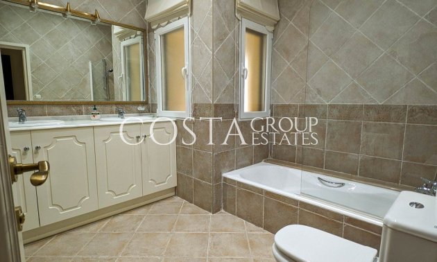 Herverkoop - Villa -
Altea - Altea Centro