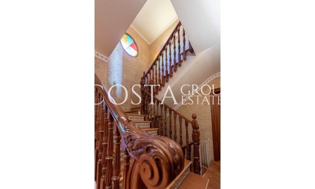 Odsprzedaż - Willa -
Calpe - Calpe Centro